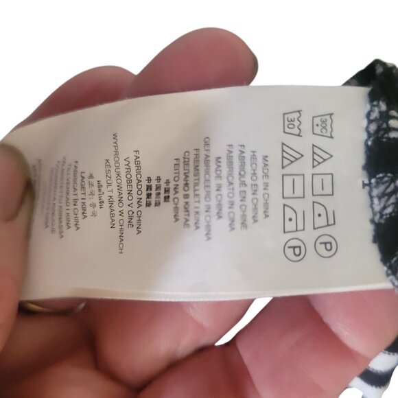 Michael Kors Striped Long-Sleeve Top With Crochet Details Womens‎ XL - Picture 7 of 7